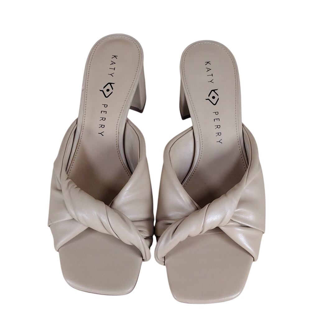 Katy Perry The Tooliped Twisted Cream Casual Faux Leather Slide On Sandals